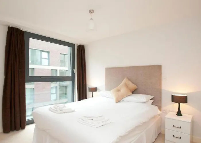 Cleyro Apts Finzels Reach