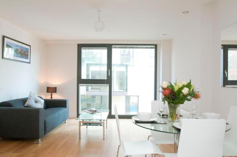 Cleyro Apts Finzels Reach Hotel Bristol